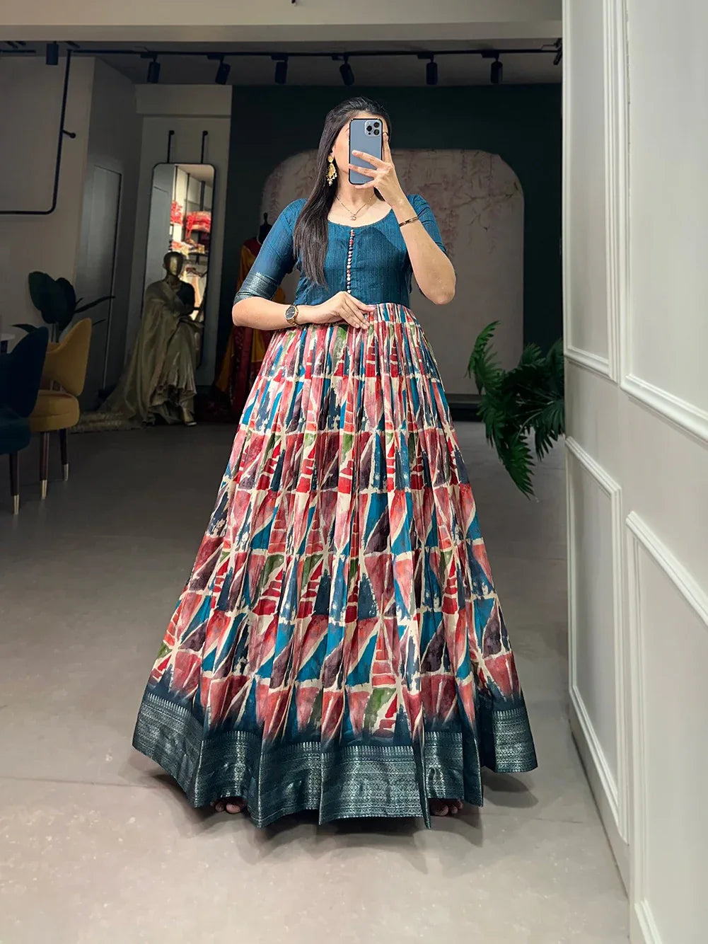 Beautiful Designer Ready to Wear Gown Design 5009