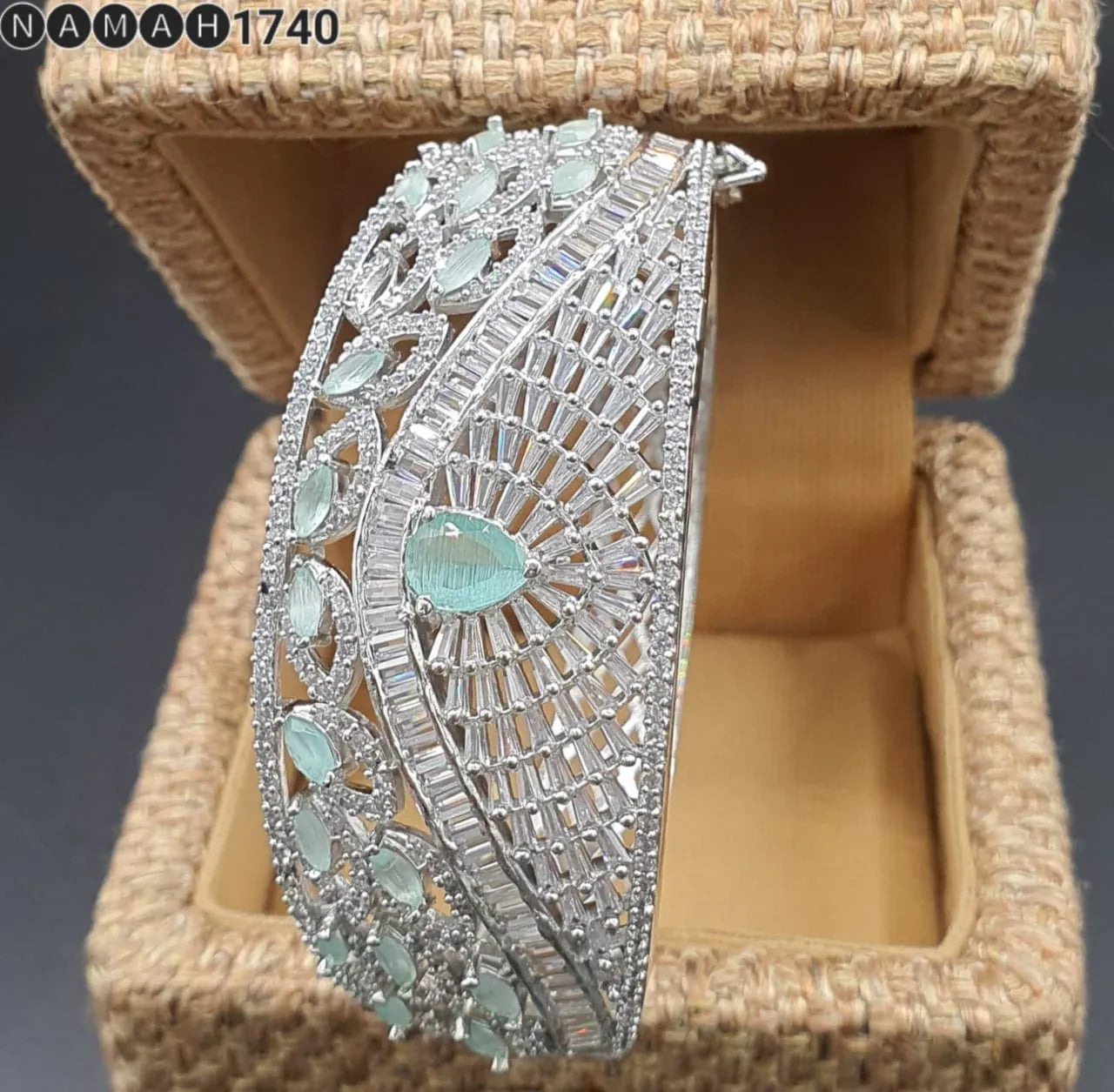 Beautiful American Diamond Antique Stone Bengal &amp; Bracelet Set