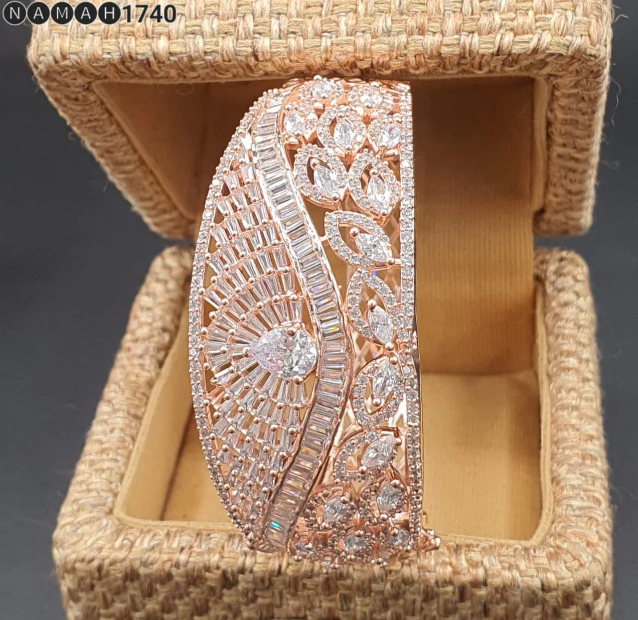 Beautiful American Diamond Antique Stone Bengal &amp; Bracelet Set