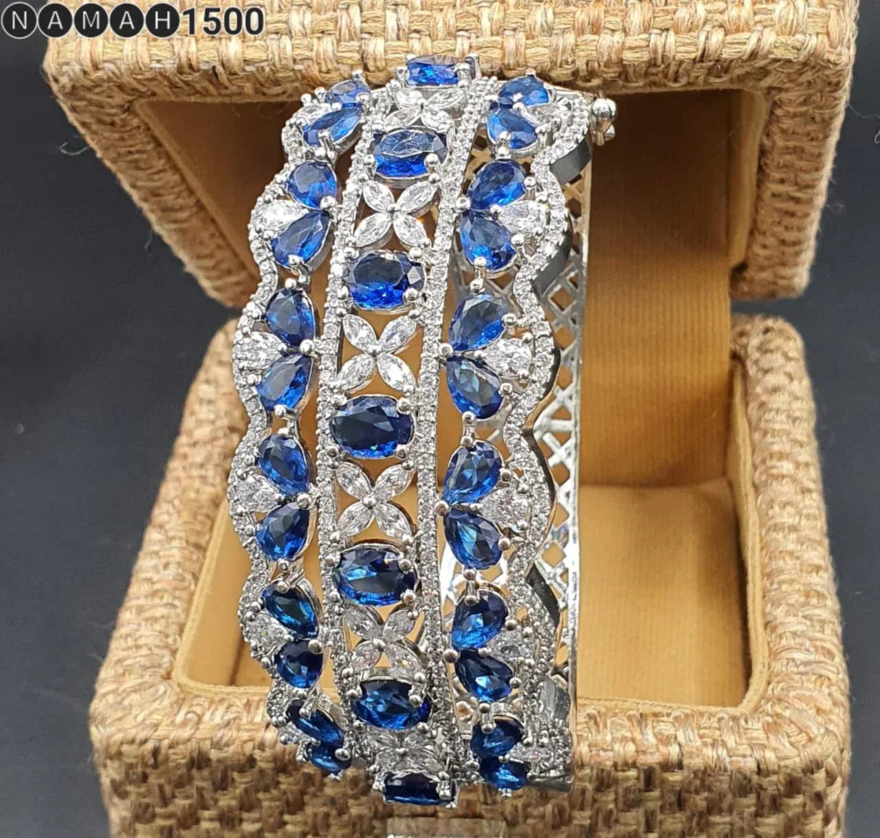 Beautiful American Diamond Antique Stone Bengal &amp; Bracelet Set