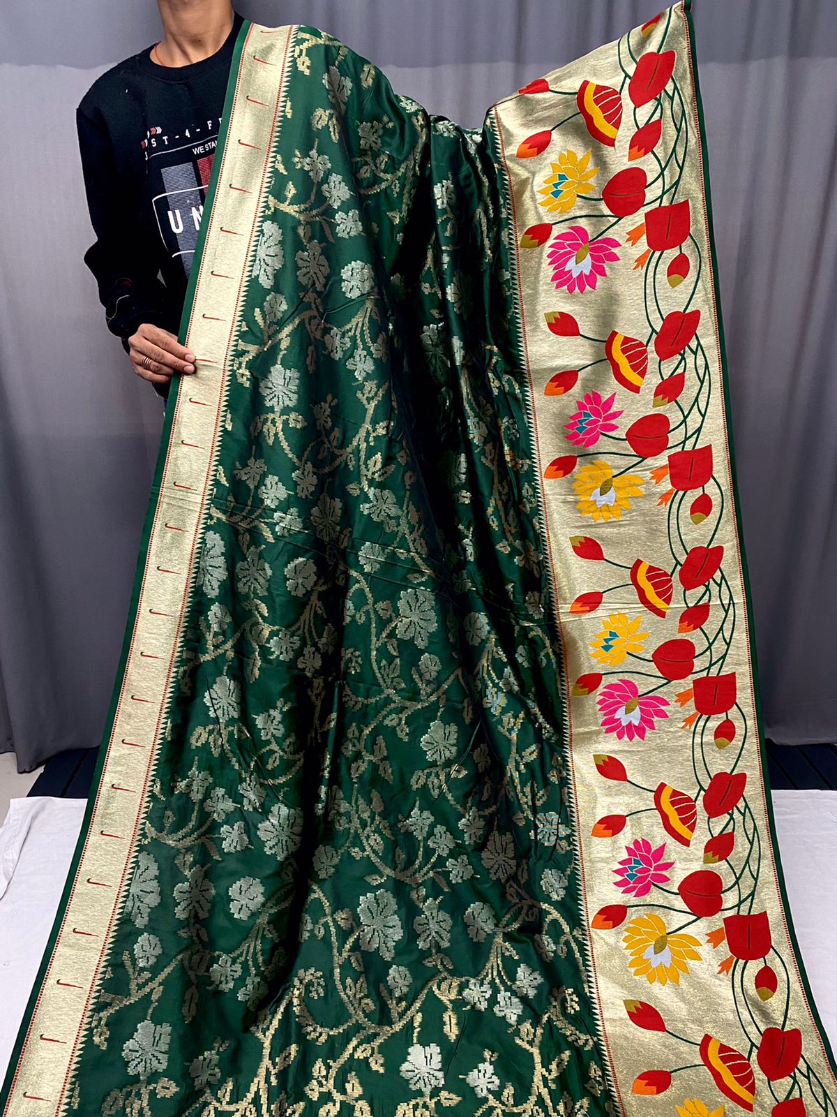 Beautiful Designer Geeta Pure Soft Paithani Silk Saree