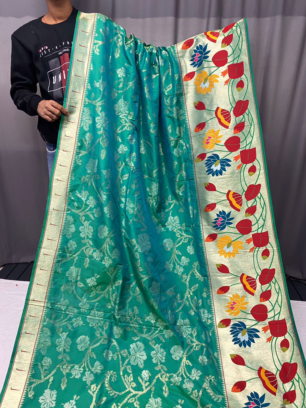 Beautiful Designer Geeta Pure Soft Paithani Silk Saree