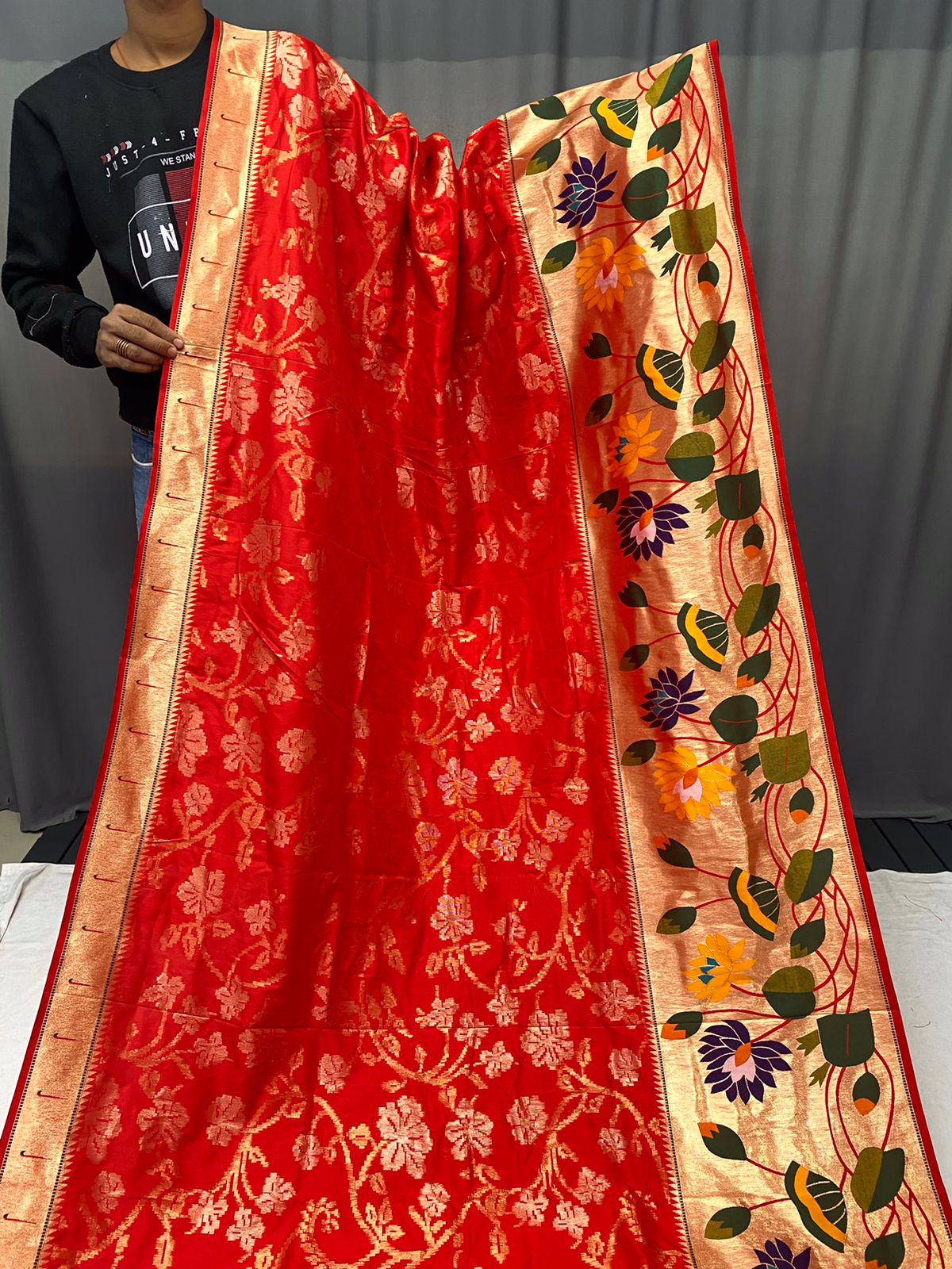 Beautiful Designer Geeta Pure Soft Paithani Silk Saree