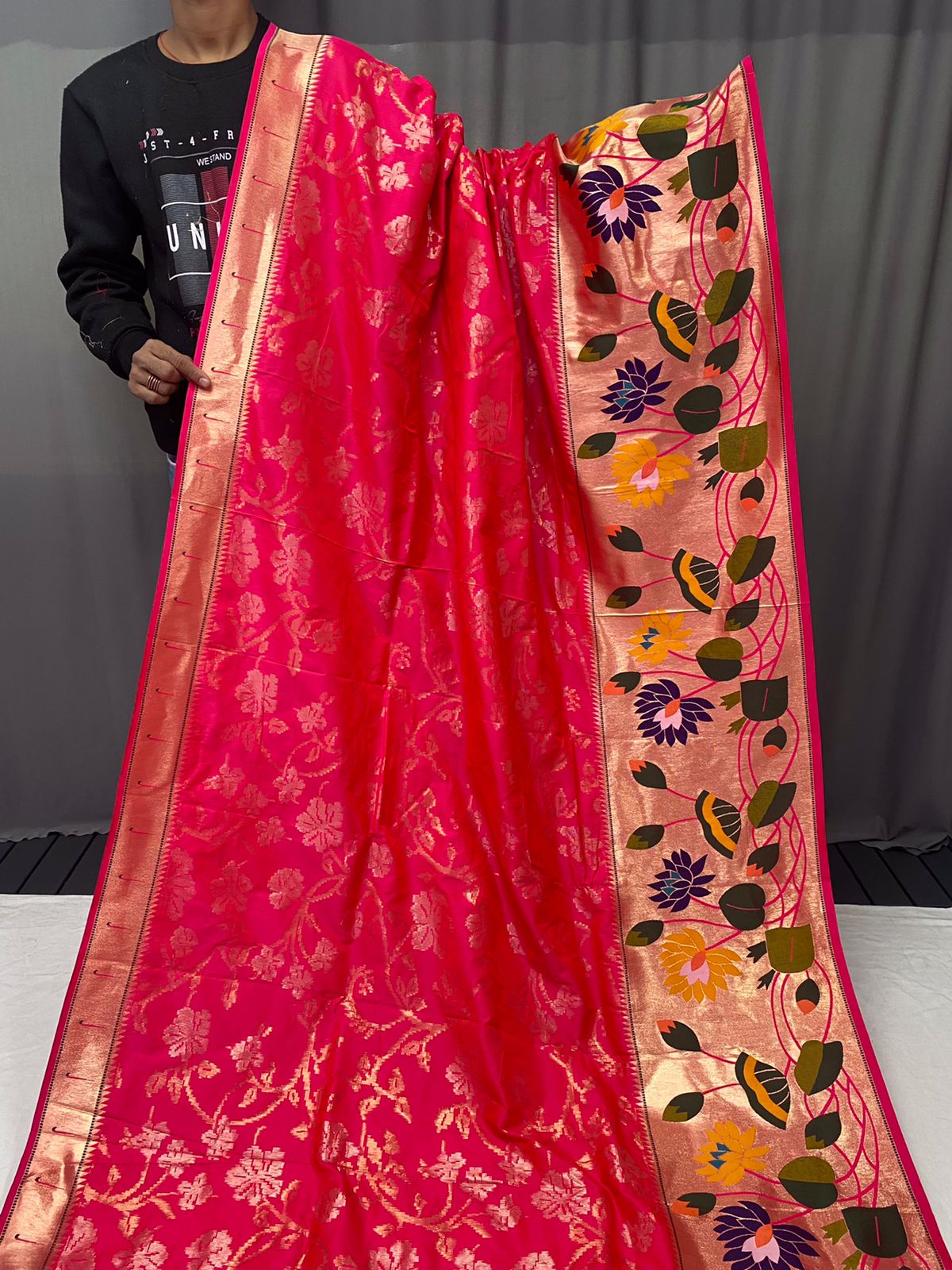 Beautiful Designer Geeta Pure Soft Paithani Silk Saree