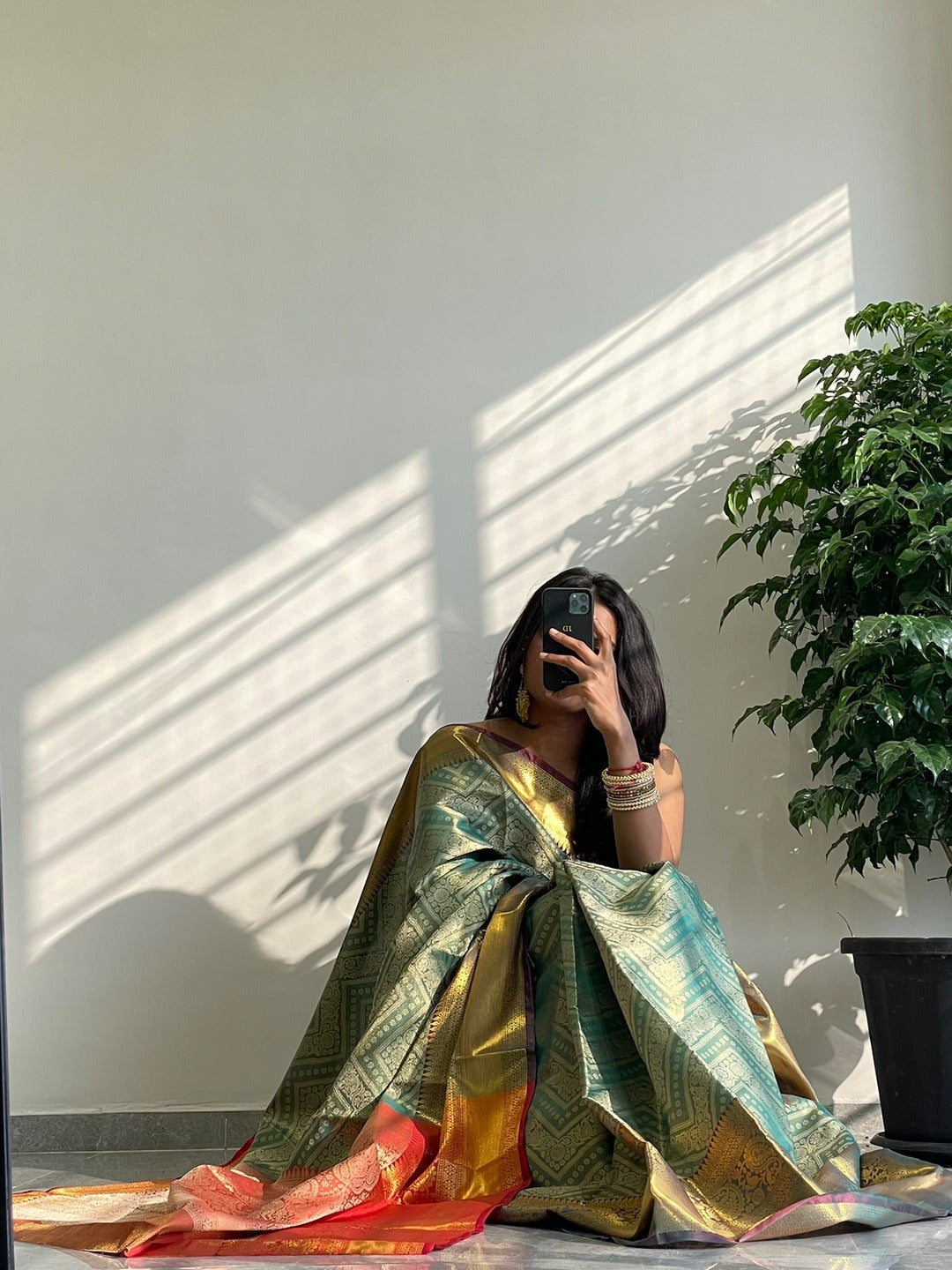 Beautiful Banarasi Kanjivaaram One Grm Gold Tissue Pattu silk Saree