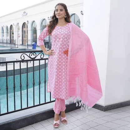 Beautiful Designer Cotton Kurti Pant With Dupatta