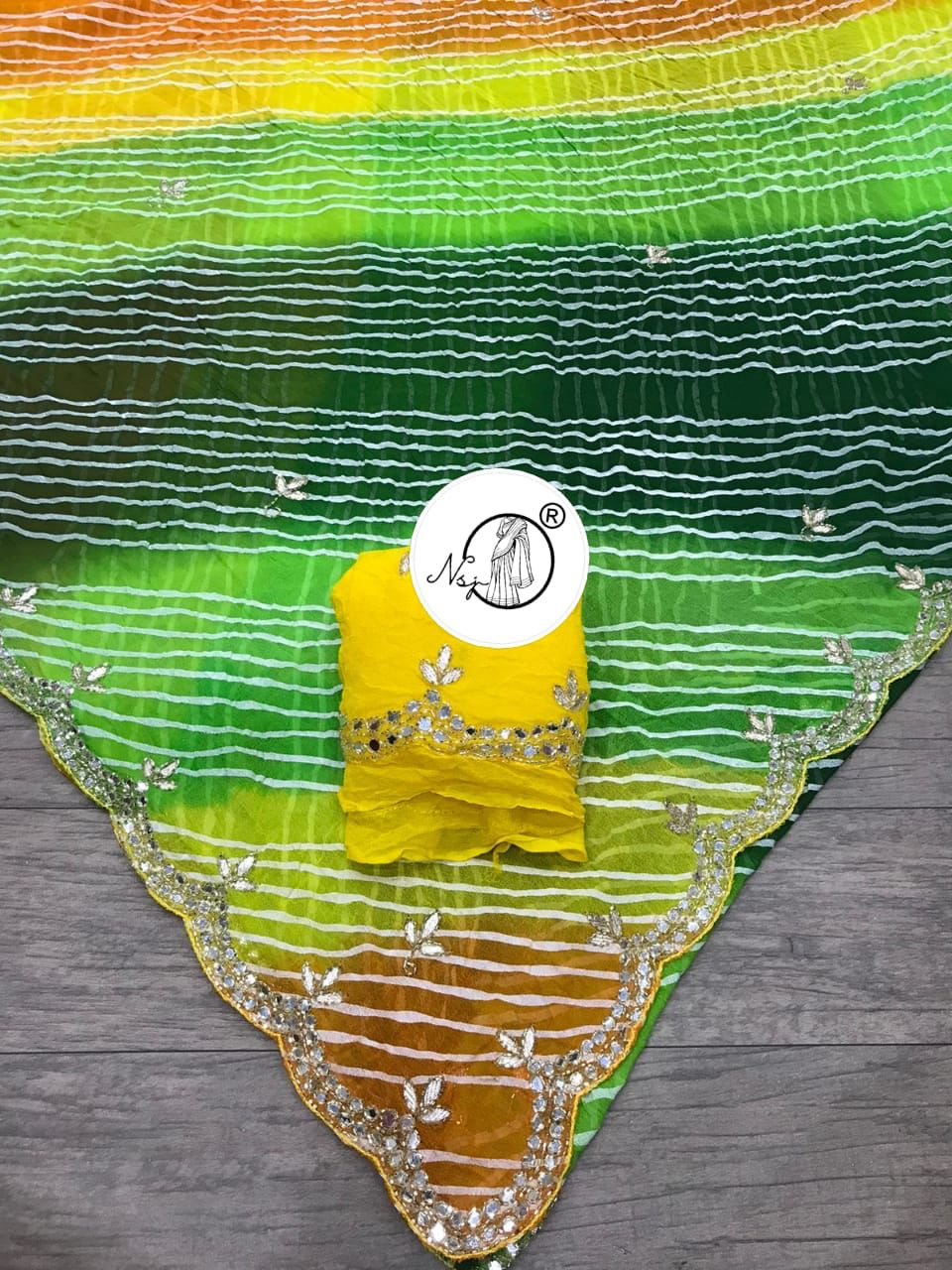 Beautiful Designer Pure 40 gm Georgette Saree