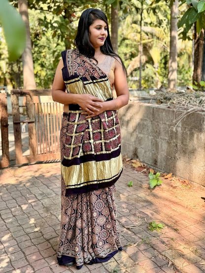 Beautiful Designer Nakshi Gajji Soft Silk Lagdi Patta Saree