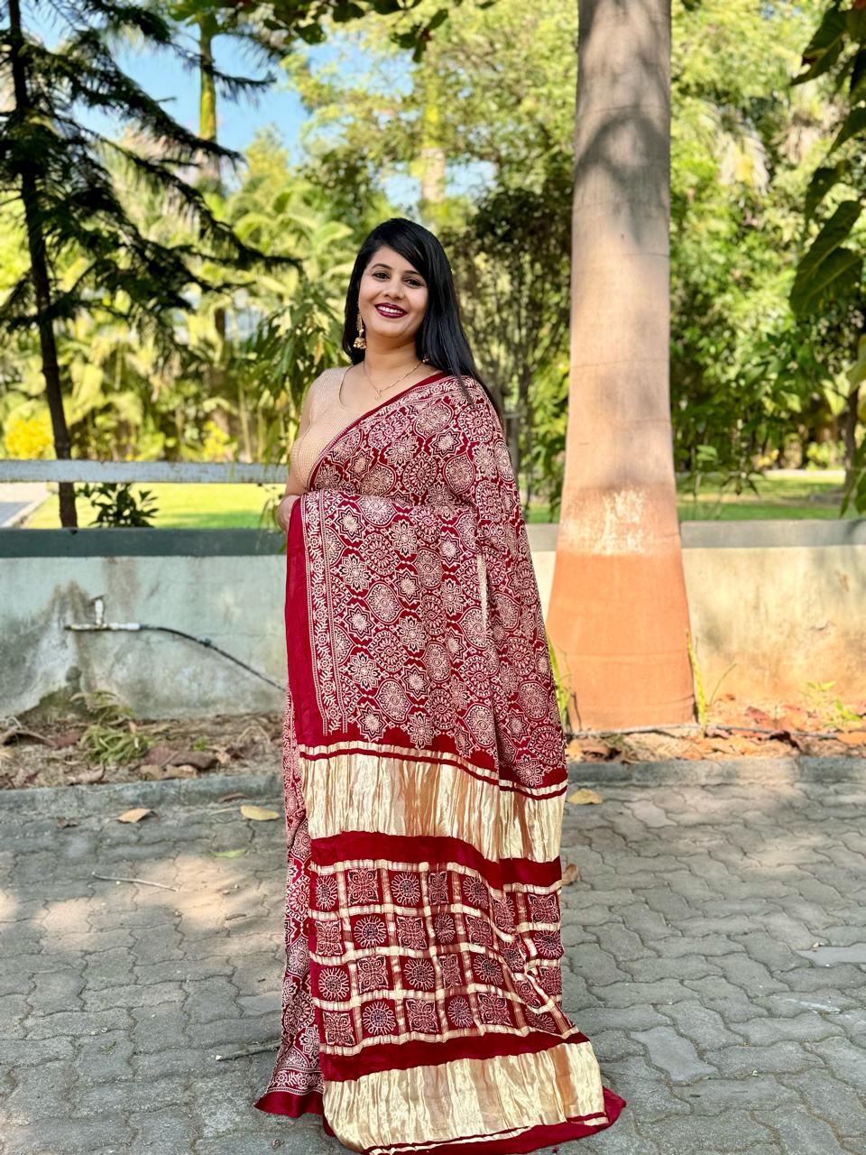 Beautiful Designer Nakshi Gajji Soft Silk Lagdi Patta Saree