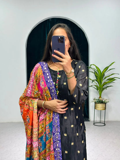 Beautiful Designer Special Kurti With Dupatta &amp; Pent