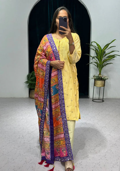 Beautiful Designer Special Kurti With Dupatta &amp; Pent