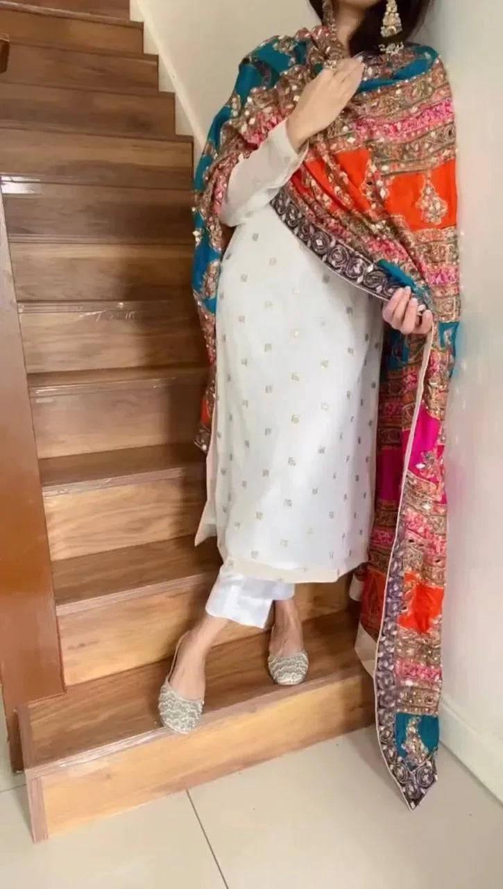 Beautiful Designer Special Kurti With Dupatta &amp; Pent
