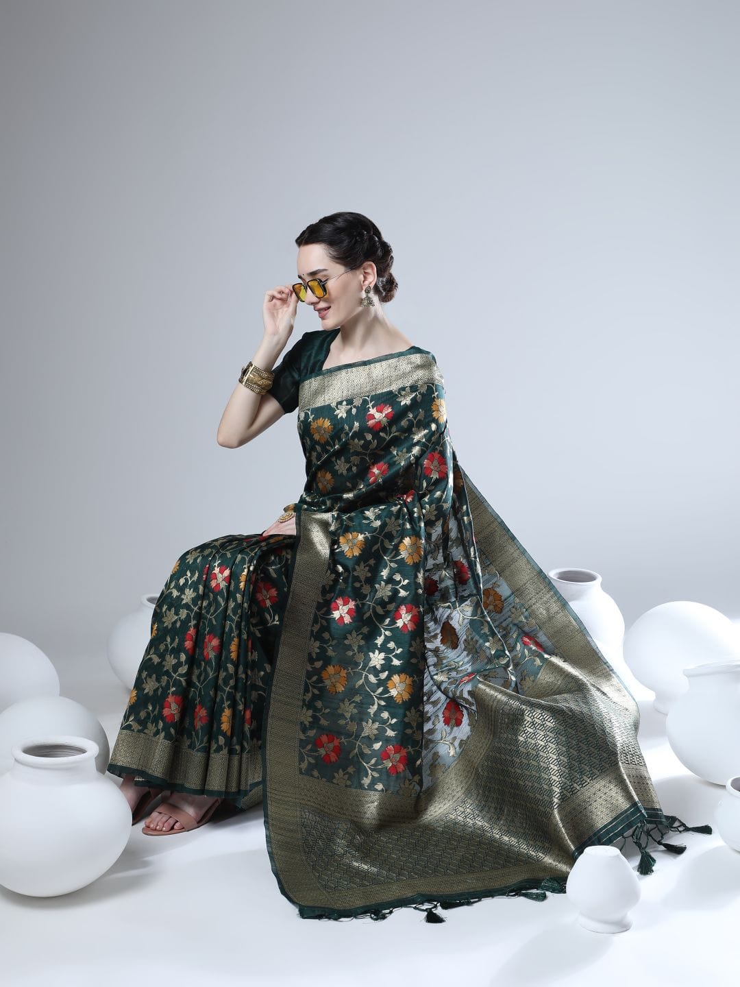 Beautiful Designer Tussar silk Jamdani Weaving Saree