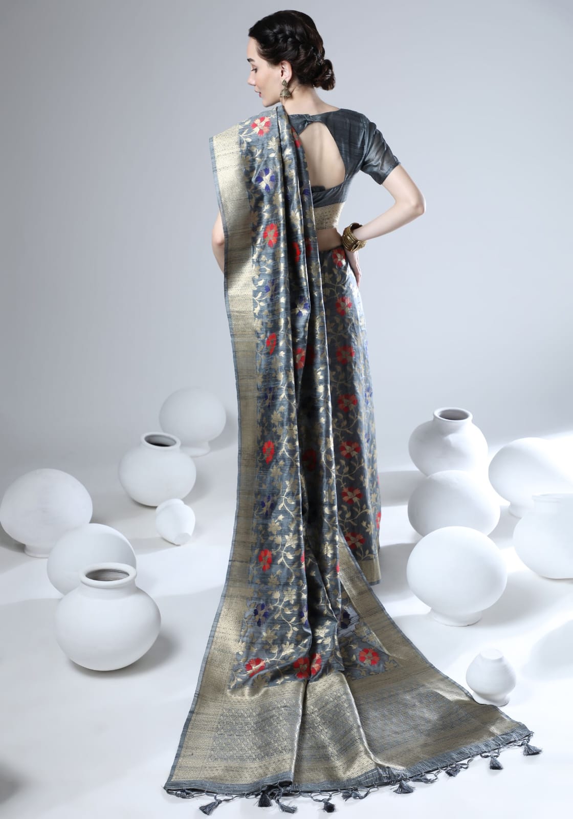 Beautiful Designer Tussar silk Jamdani Weaving Saree