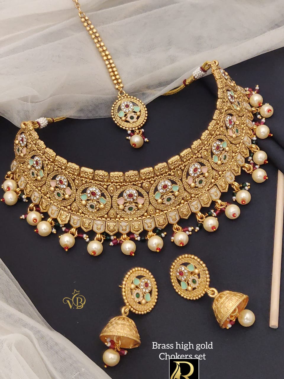 Beautiful Antique Designer Brass Gold Plated Antique Rajwadi Choker with Earrings and Mang Tikka Set