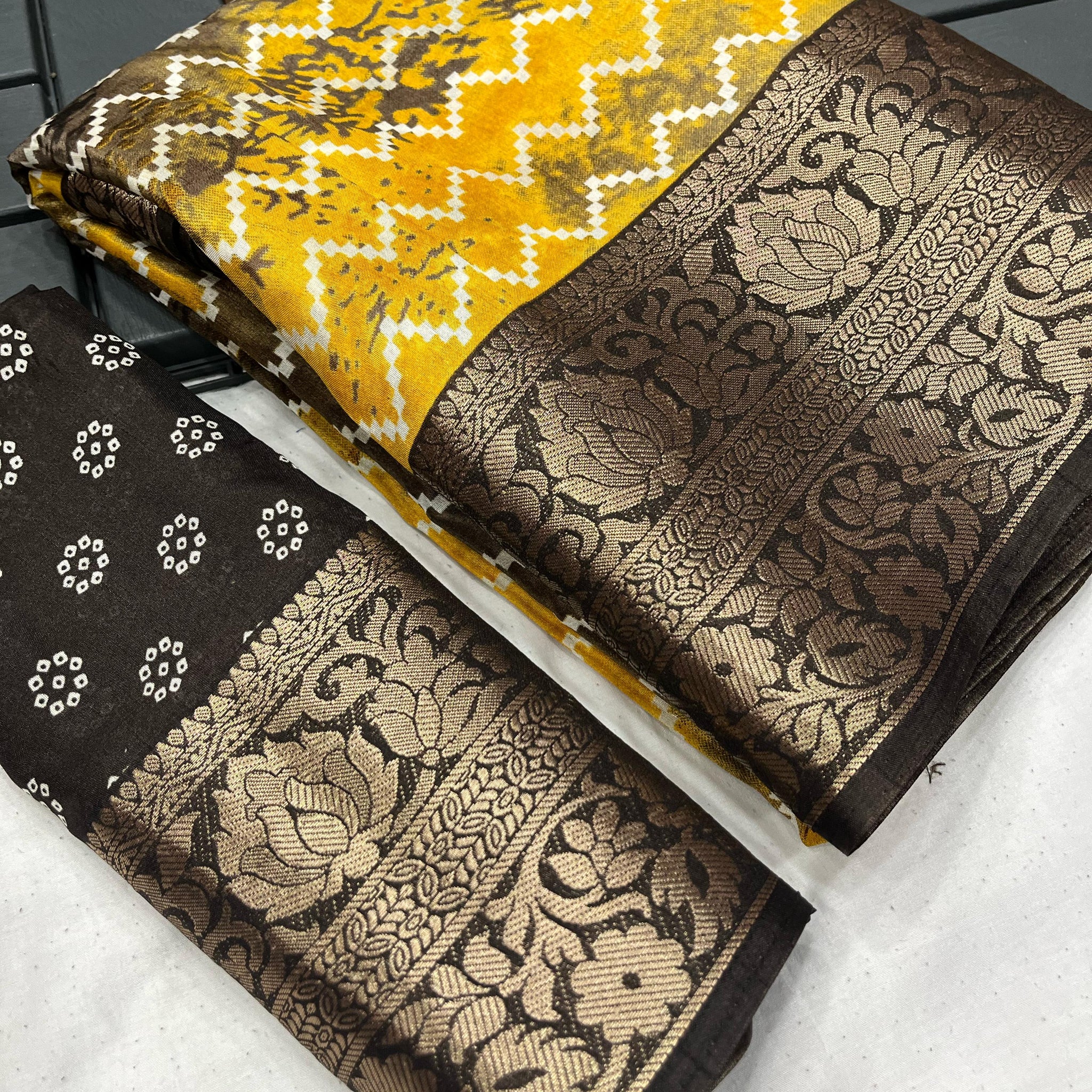 Beautiful Designer Pure Dola Silk Flower Print Saree