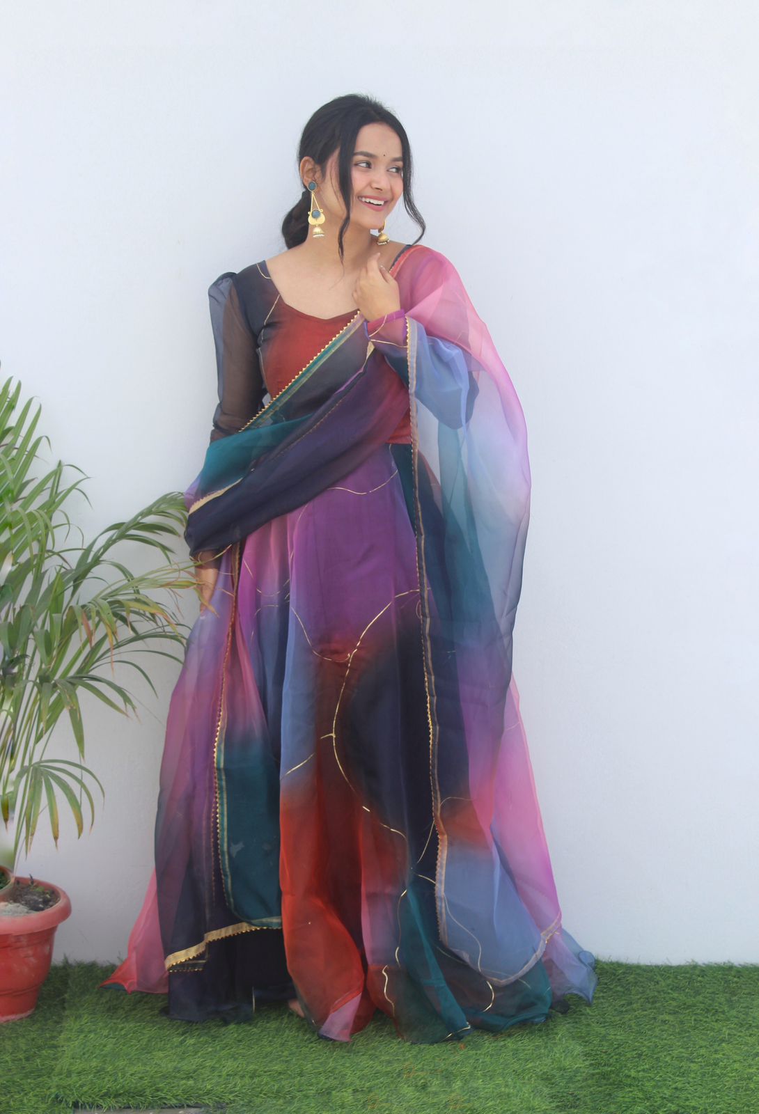 Beautiful Designer Party Wear Look Organza Taby Silk Gown