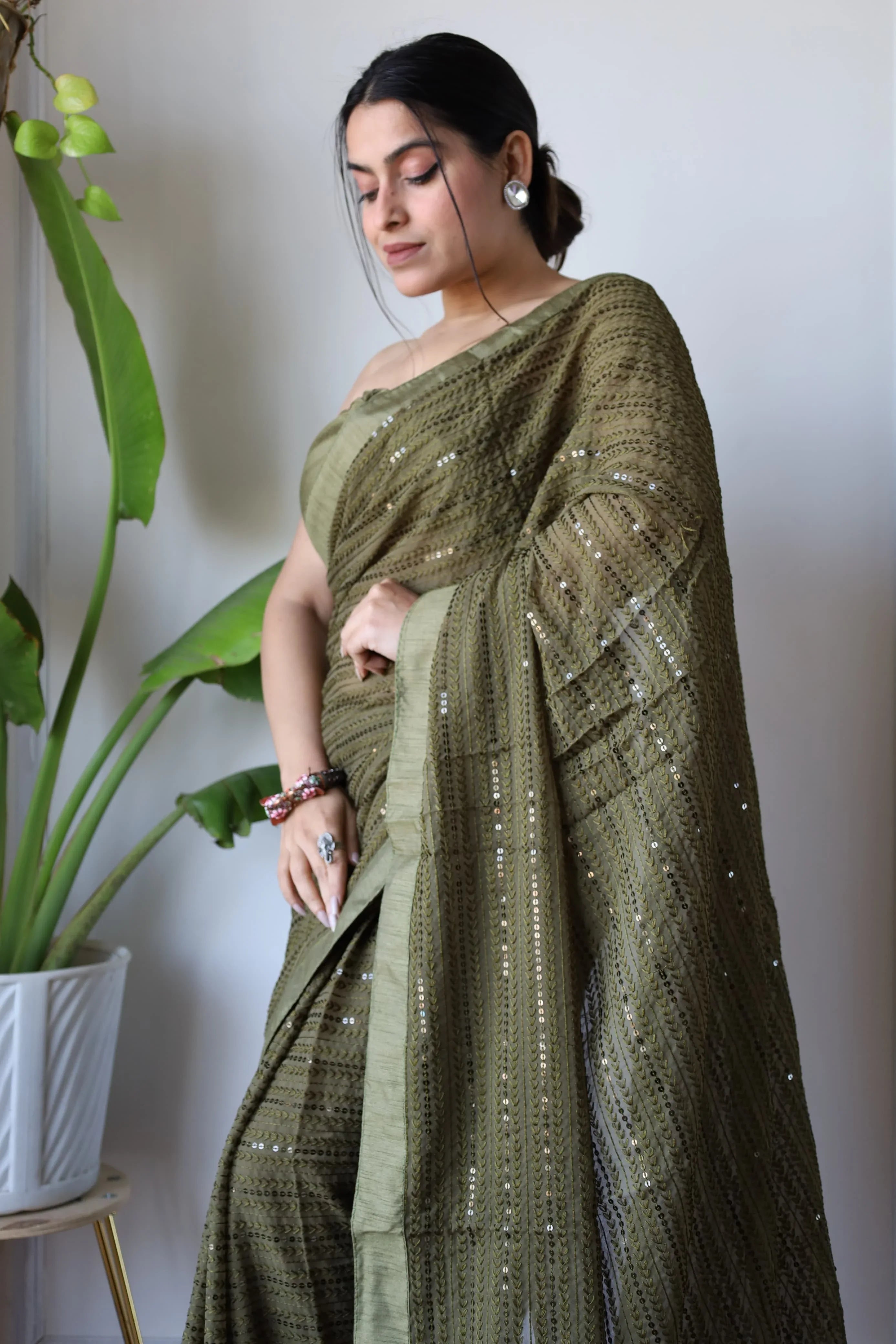 Beautiful Designer Heavy Georgette Exclusive Sequanc Saree Design 5020