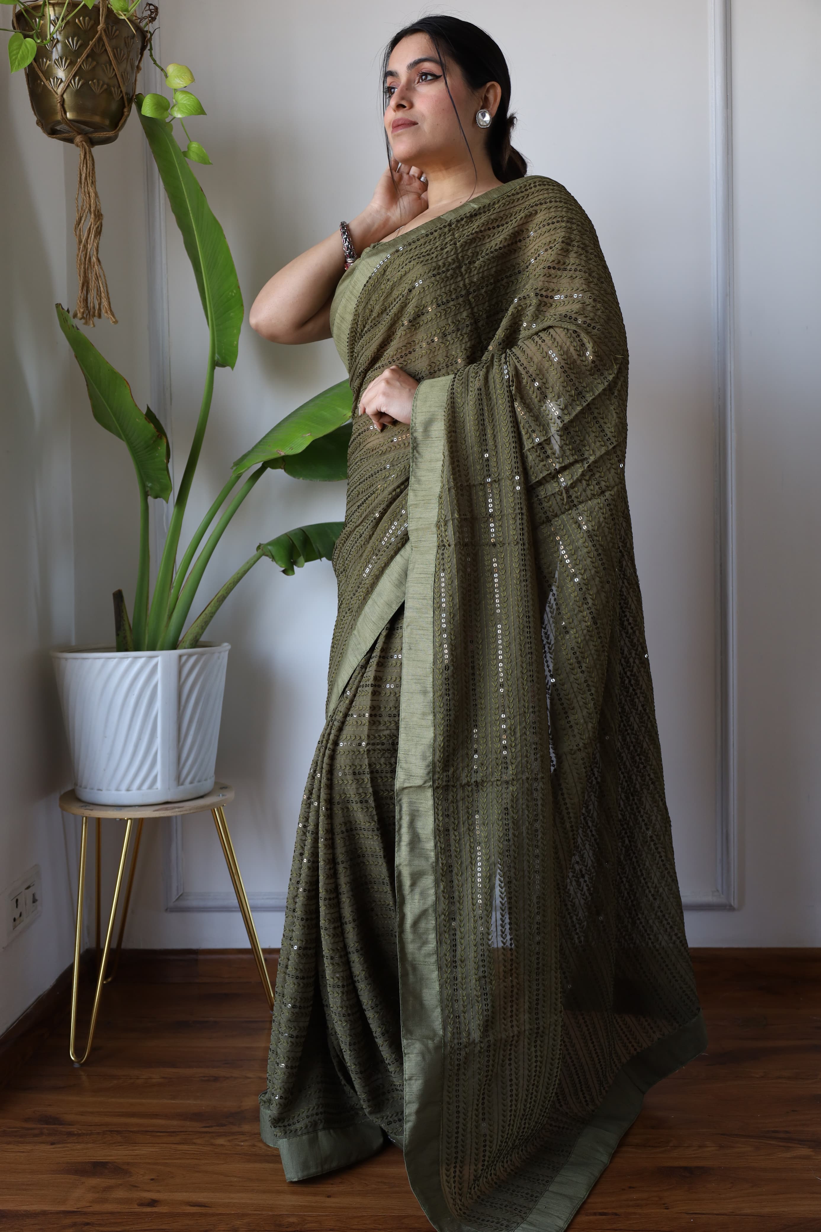 Beautiful Designer Heavy Georgette Exclusive Sequanc Saree Design 5020