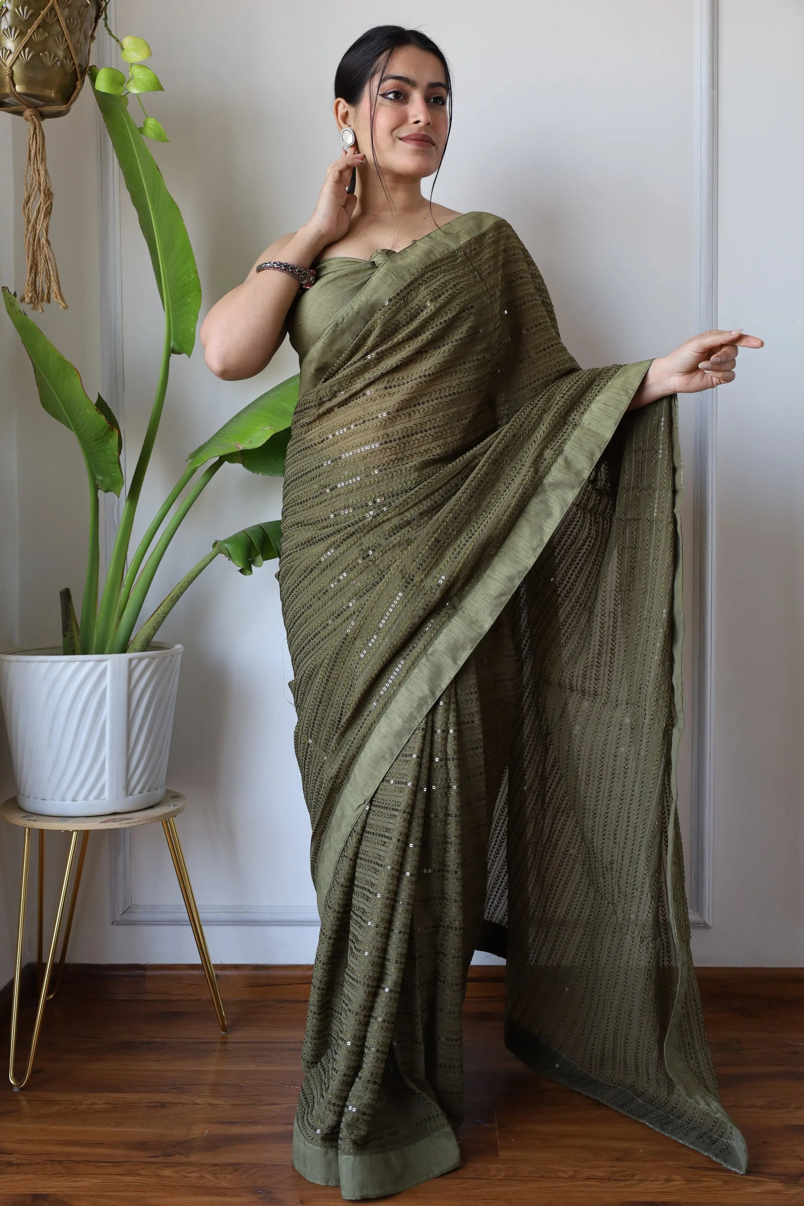 Beautiful Designer Heavy Georgette Exclusive Sequanc Saree Design 5020