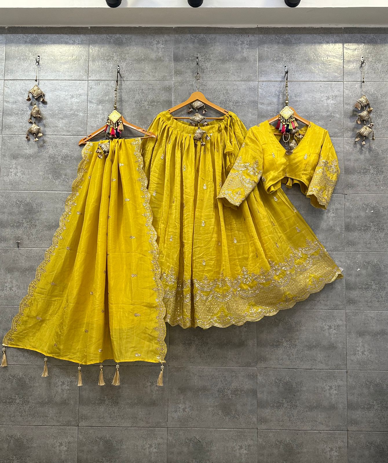 Beautiful Designer Pure Viscos Tissue Silk Chaniya Choli