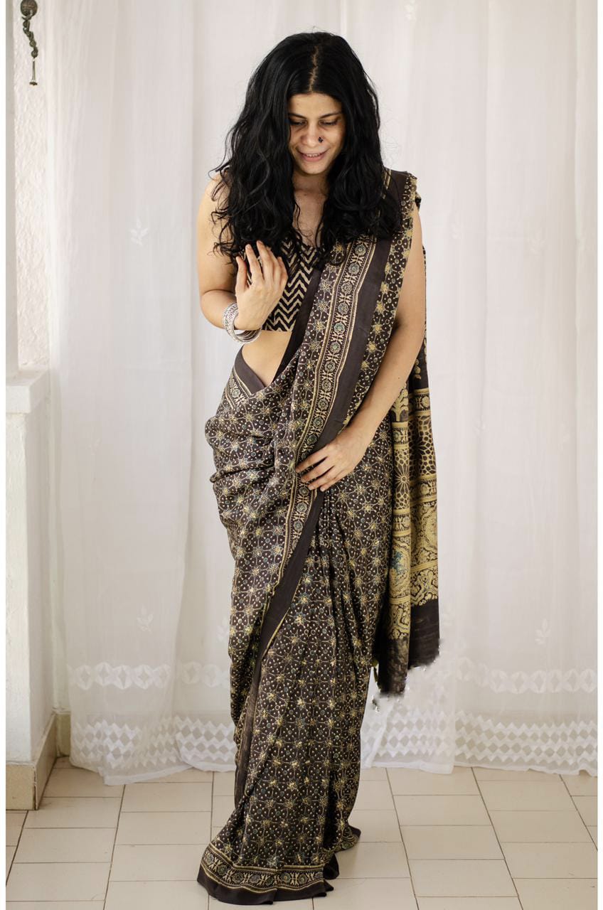 Beautiful Designer Mono Cotton Digital Print Saree