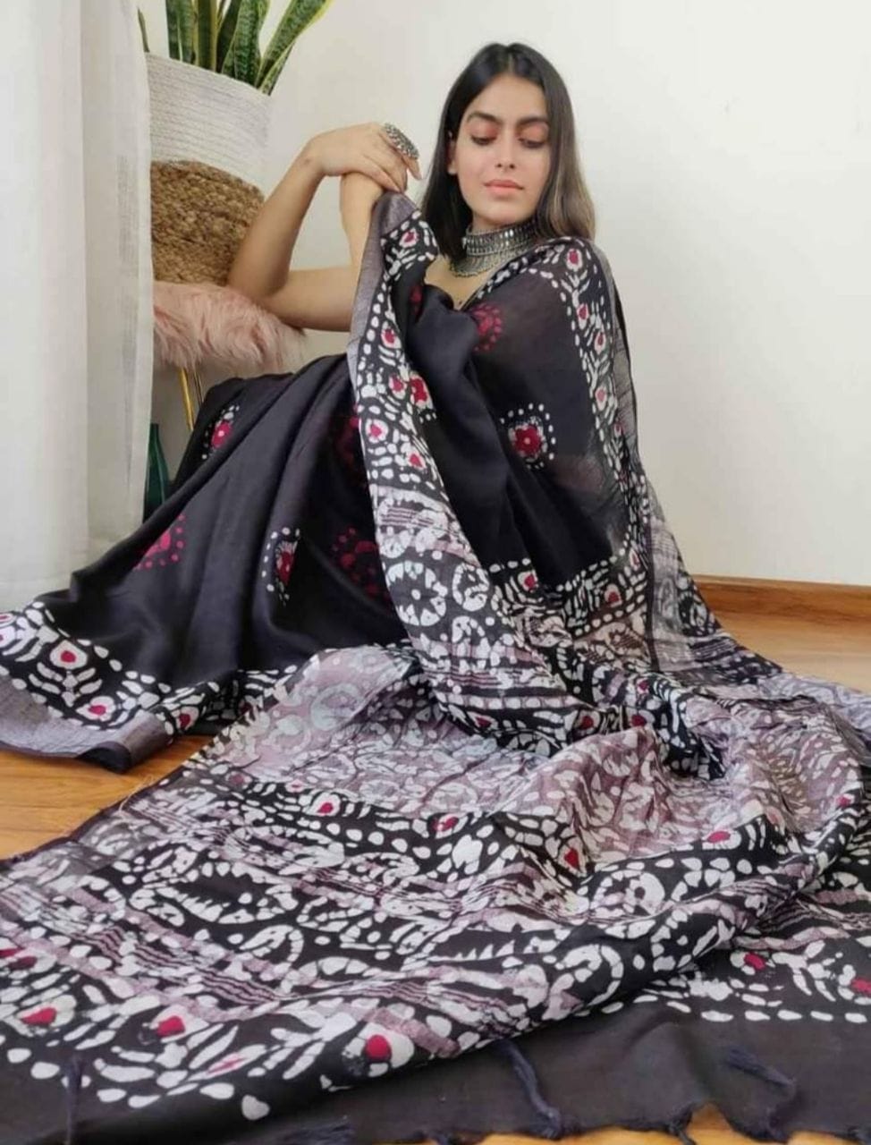 Beautiful Designer Original Linen With Silver Jari Patta Saree