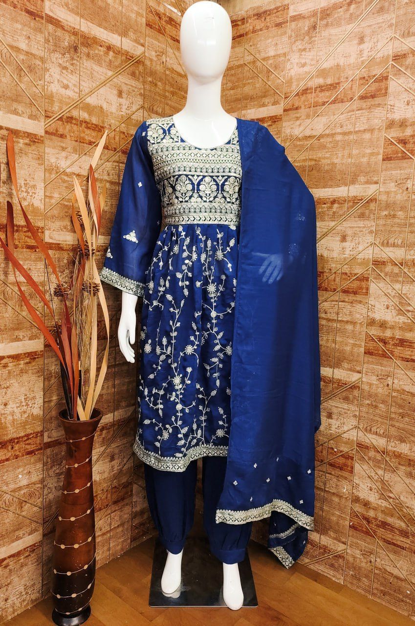 Beautiful Designer Party Wear Patiyala Readymade Salwar Suit (1295x4)