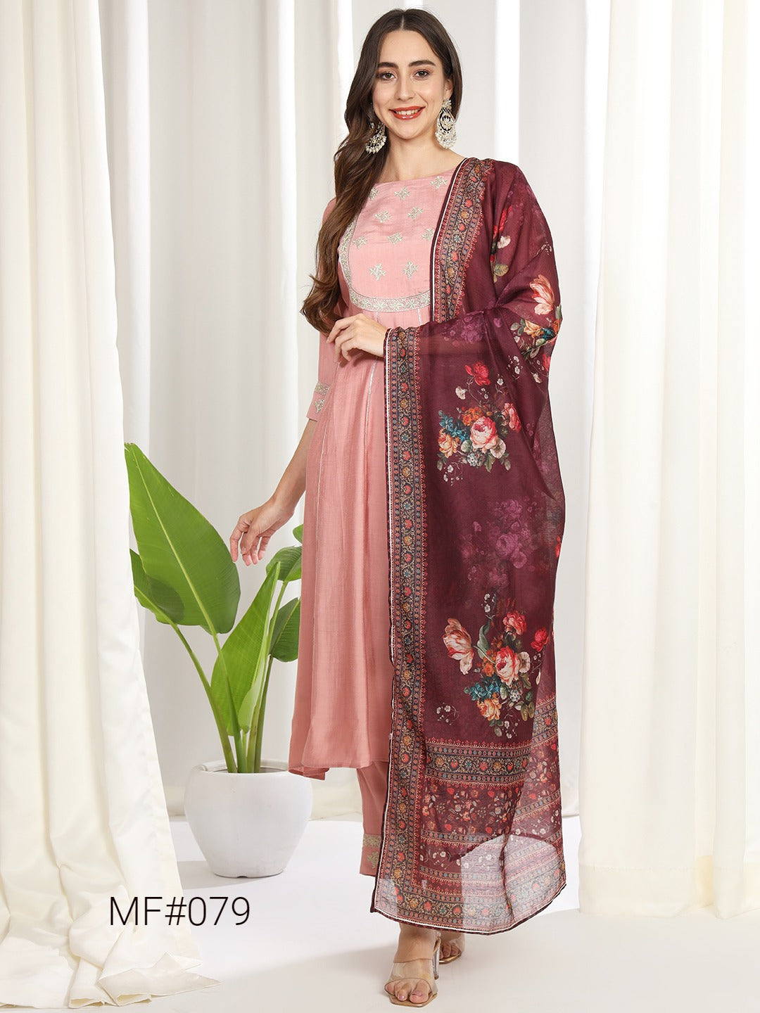 Beautiful Women Pink Silk Blend Kurta Set With Fancy Dupatta