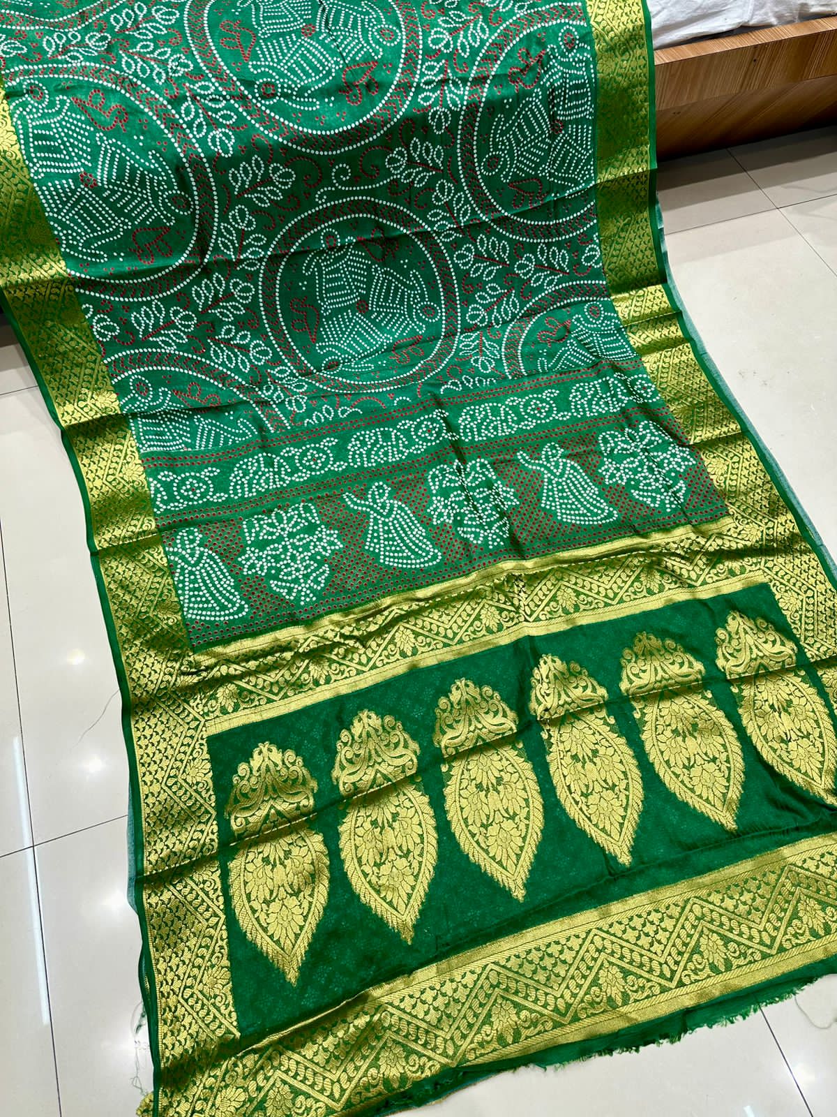 Beautiful Designer Rasleela Art Silk Bandhani Saree