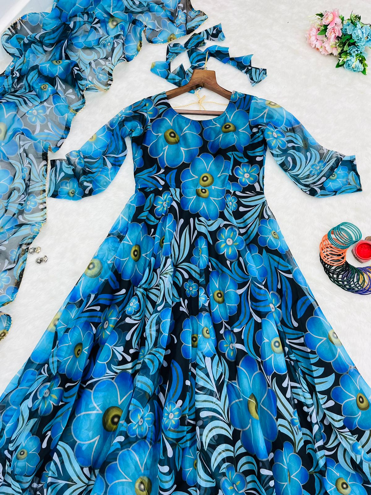 Beautiful Designer Party Wear Look Organza Taby Silk Gown