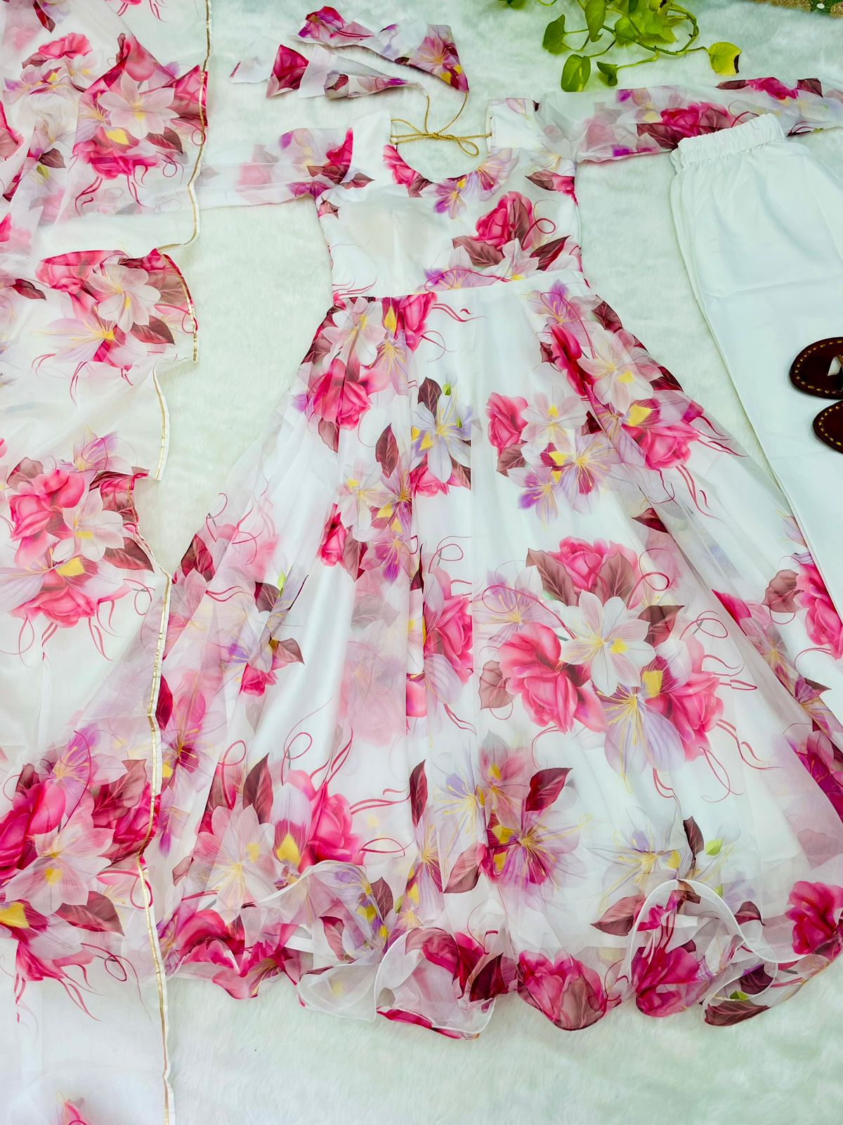 Beautiful Designer Party Wear Look Organza Taby Silk Gown