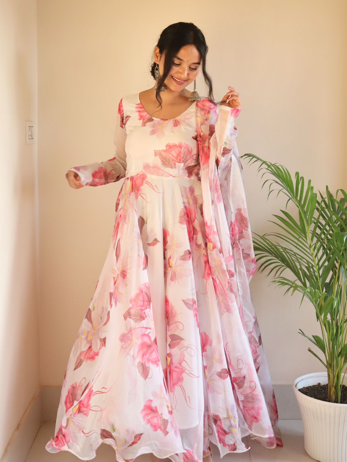 Beautiful Designer Party Wear Look Organza Taby Silk Gown