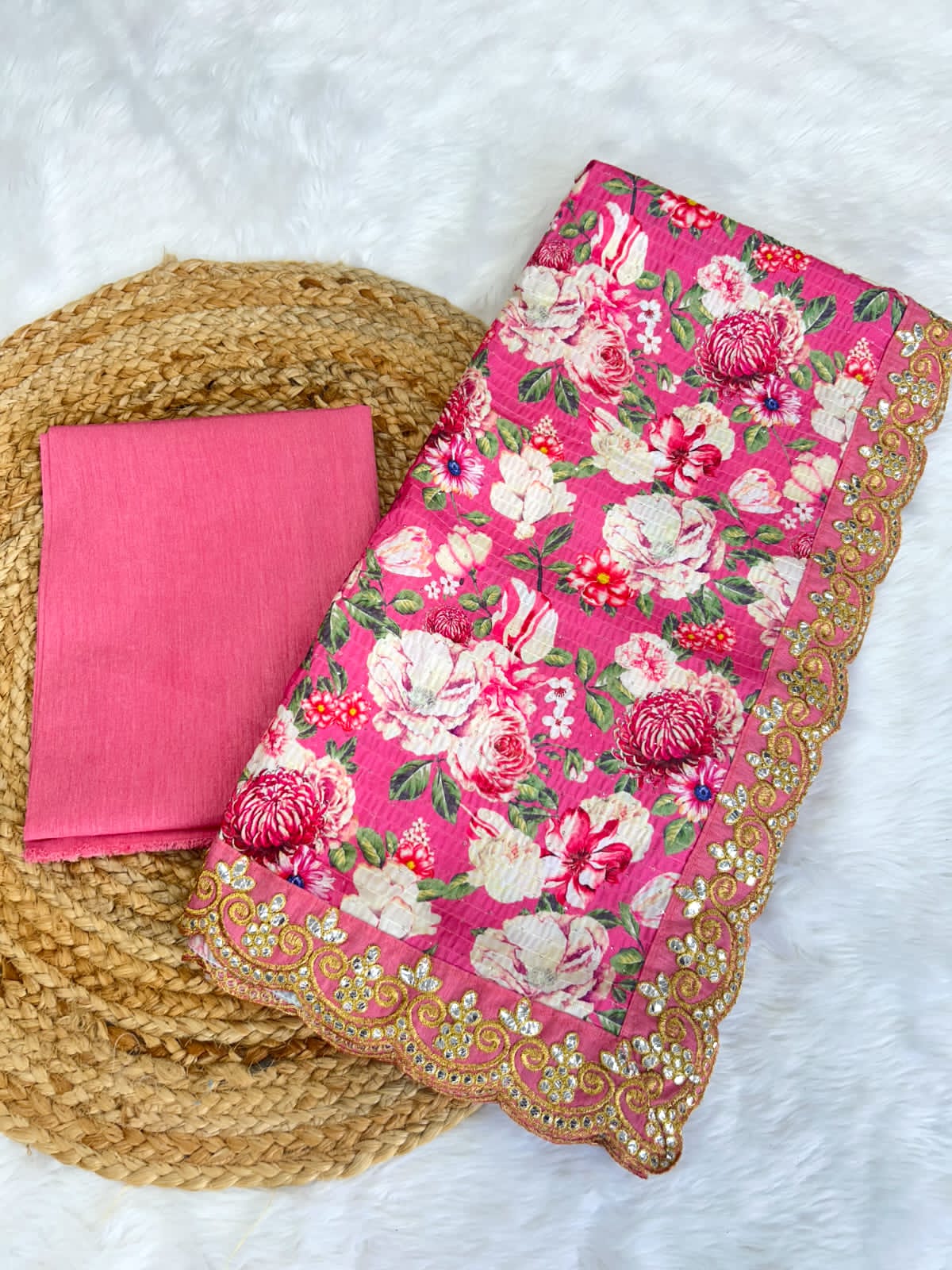 Beautiful Designer Floral Pattern Saree