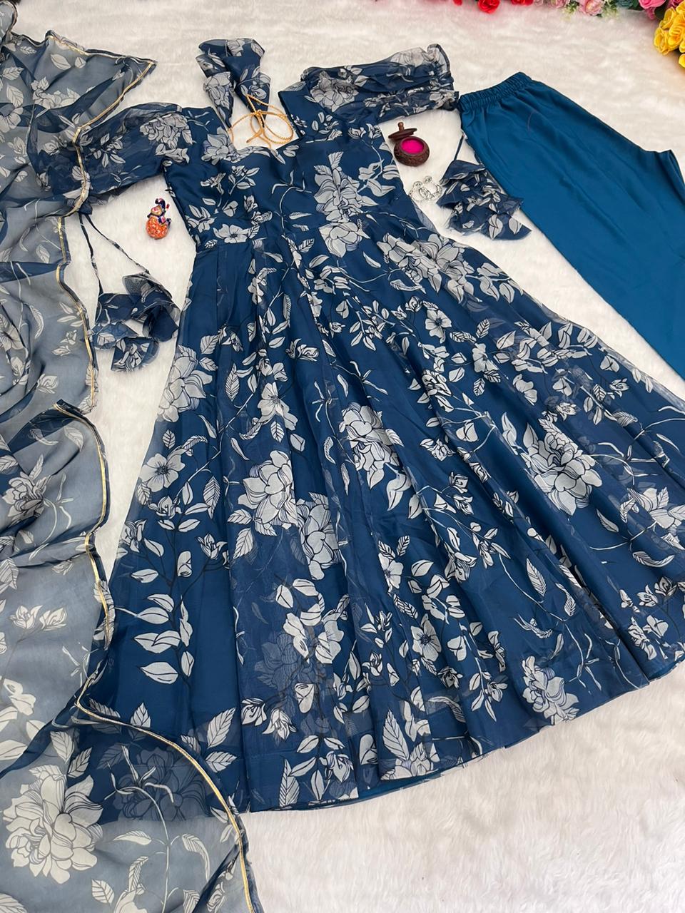 Beautiful Designer Party Wear Look Organza Taby Silk Gown