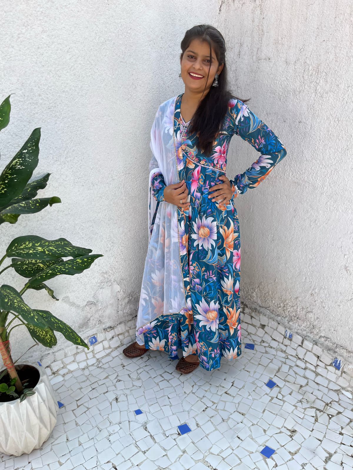 Beautiful Designer Party Wear Look Organza Taby Silk Gown