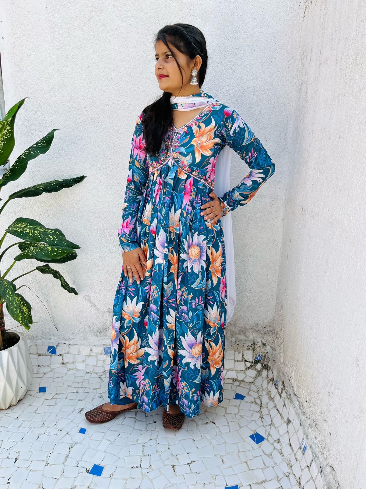 Beautiful Designer Party Wear Look Organza Taby Silk Gown