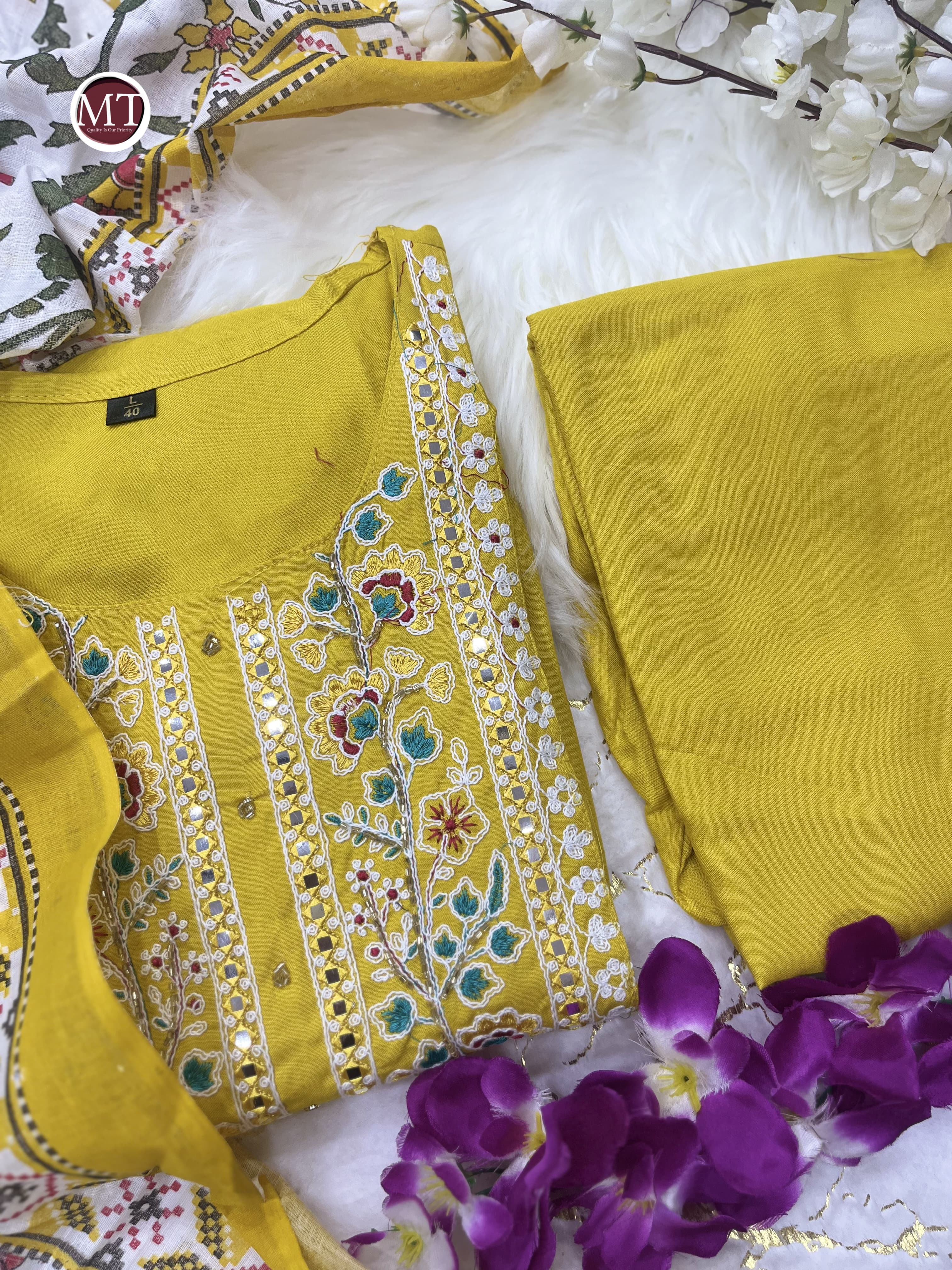 Beautiful Designer Heavy Reyon Rani Salwar Suit