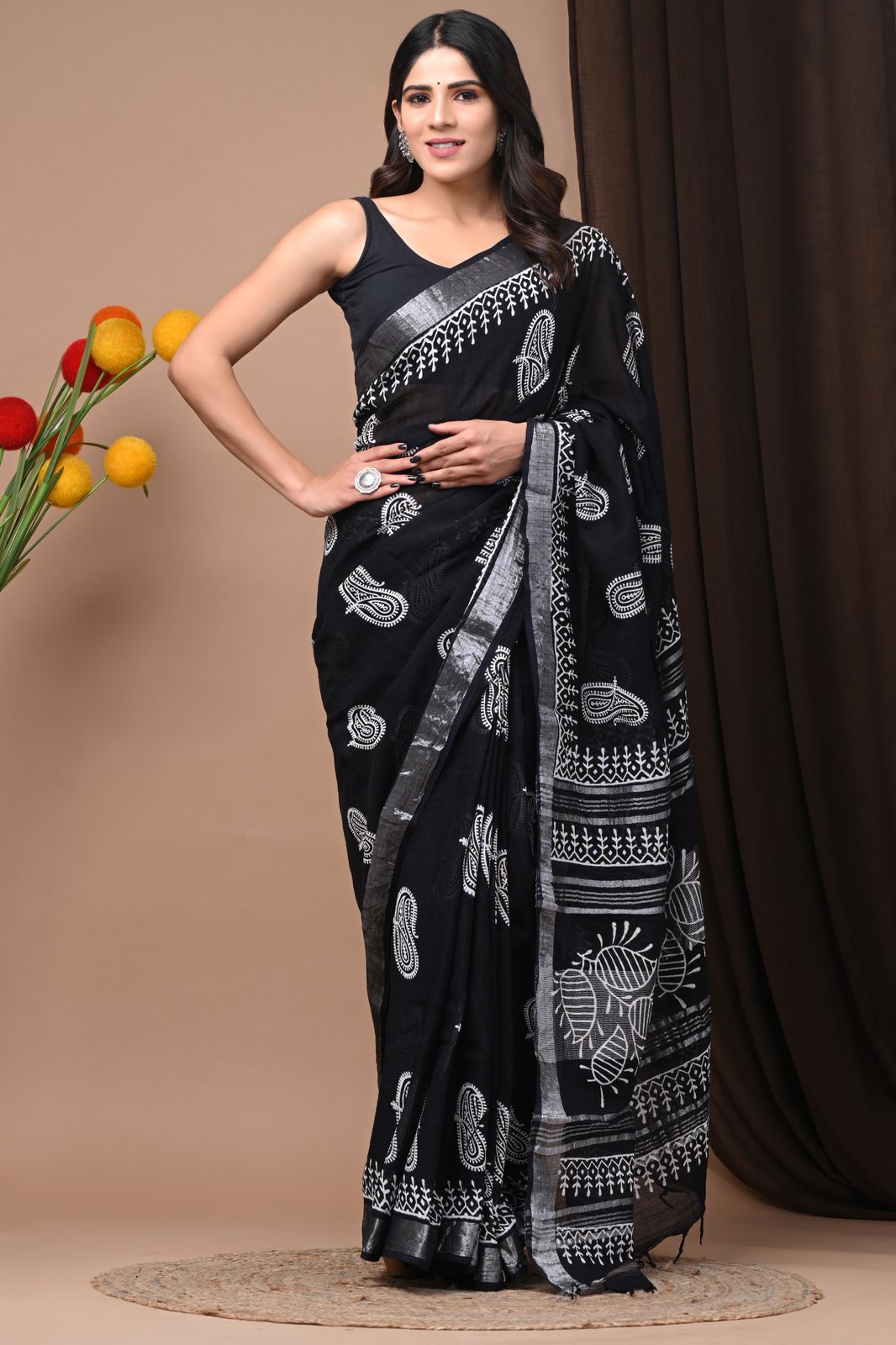 Beautiful Designer Original Linen Saree With Digital Print