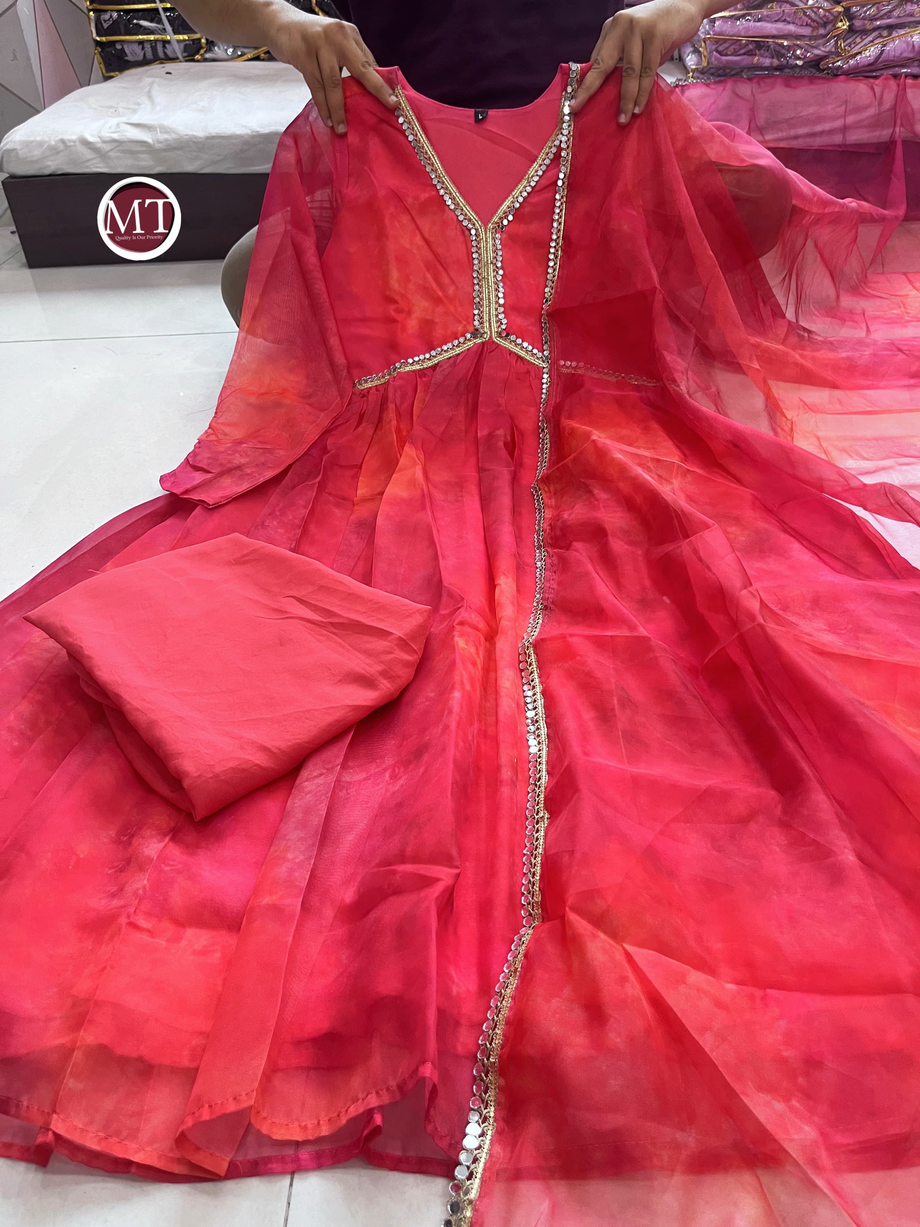 Beautiful Designer Heavy Organza Salwar Suit