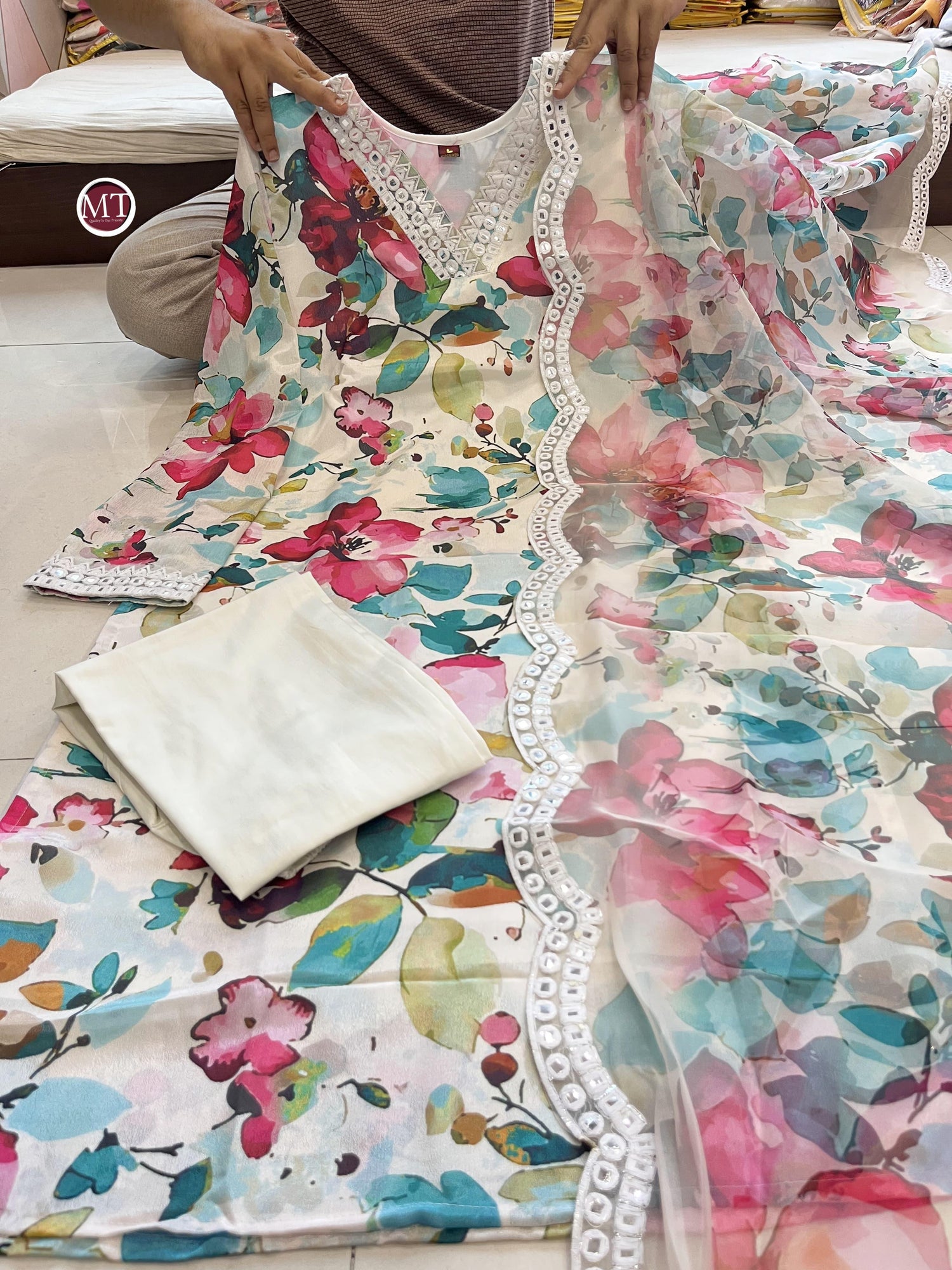 Beautiful Designer Heavy Mehera Chinon Salwar Suit