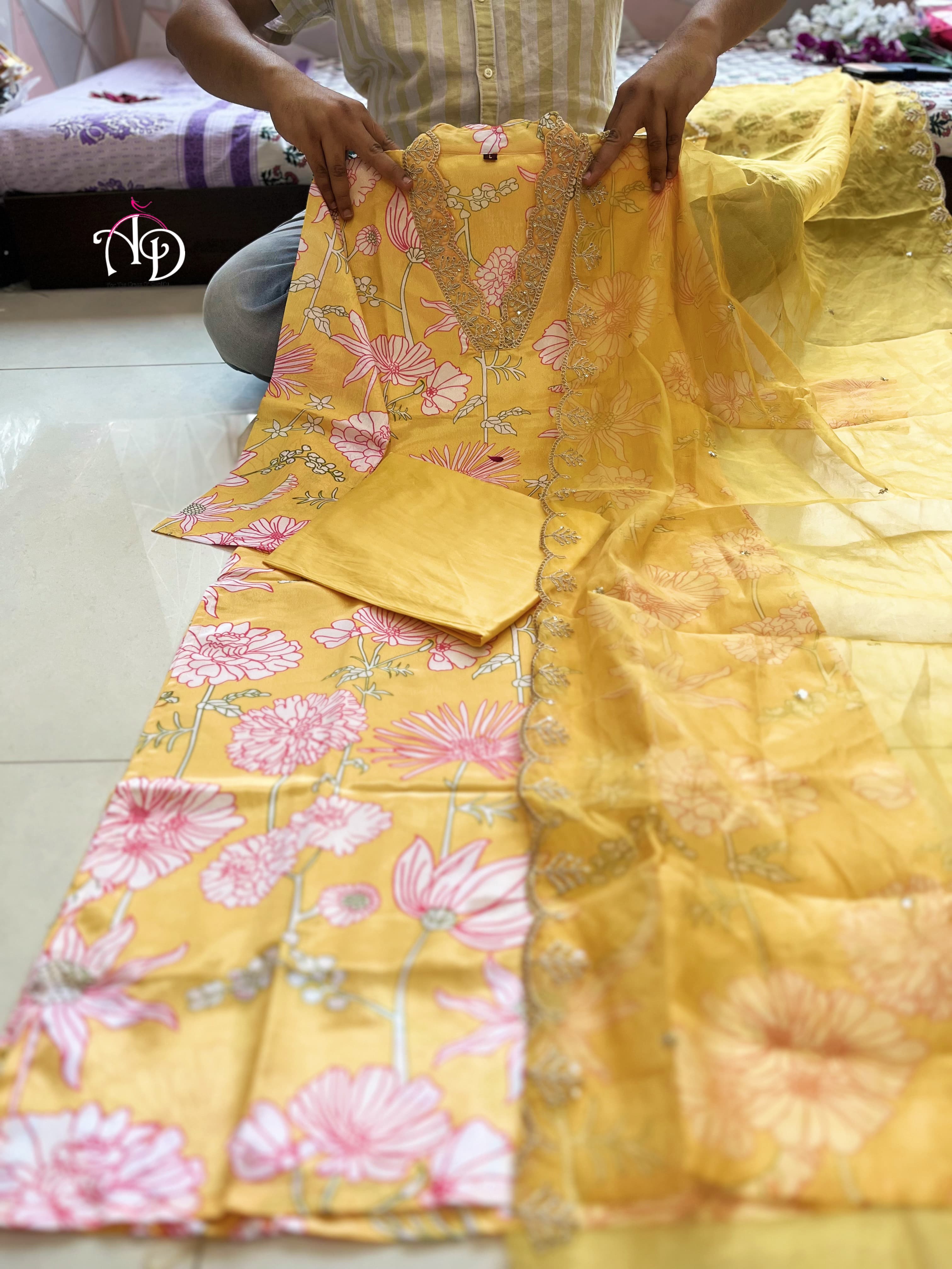 Beautiful Designer Heavy Orgenza Salwar Suit