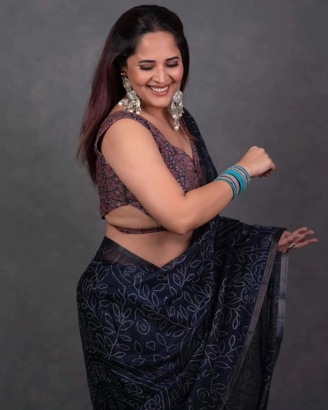 Beautiful Designer Party Wear Linen Cotton Silk Saree