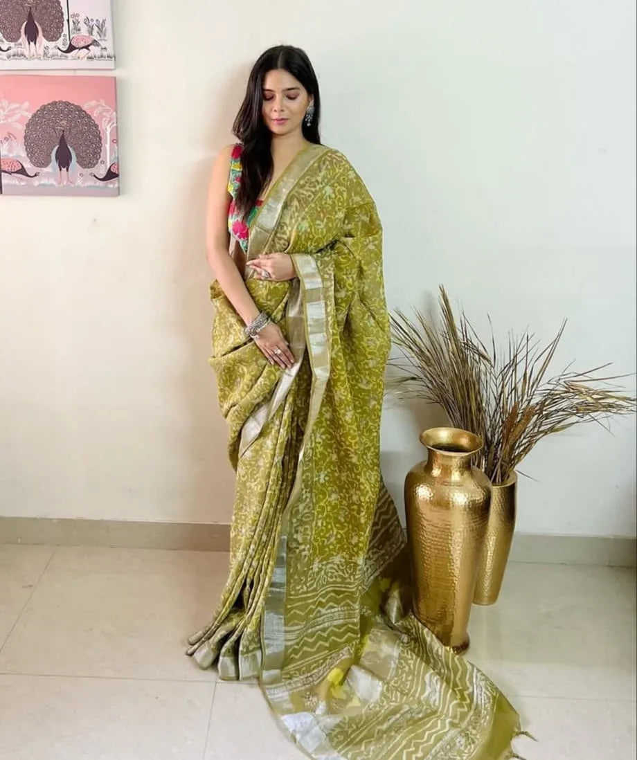 Beautiful Designer Soft Linen Cotton Saree Digital Print Saree