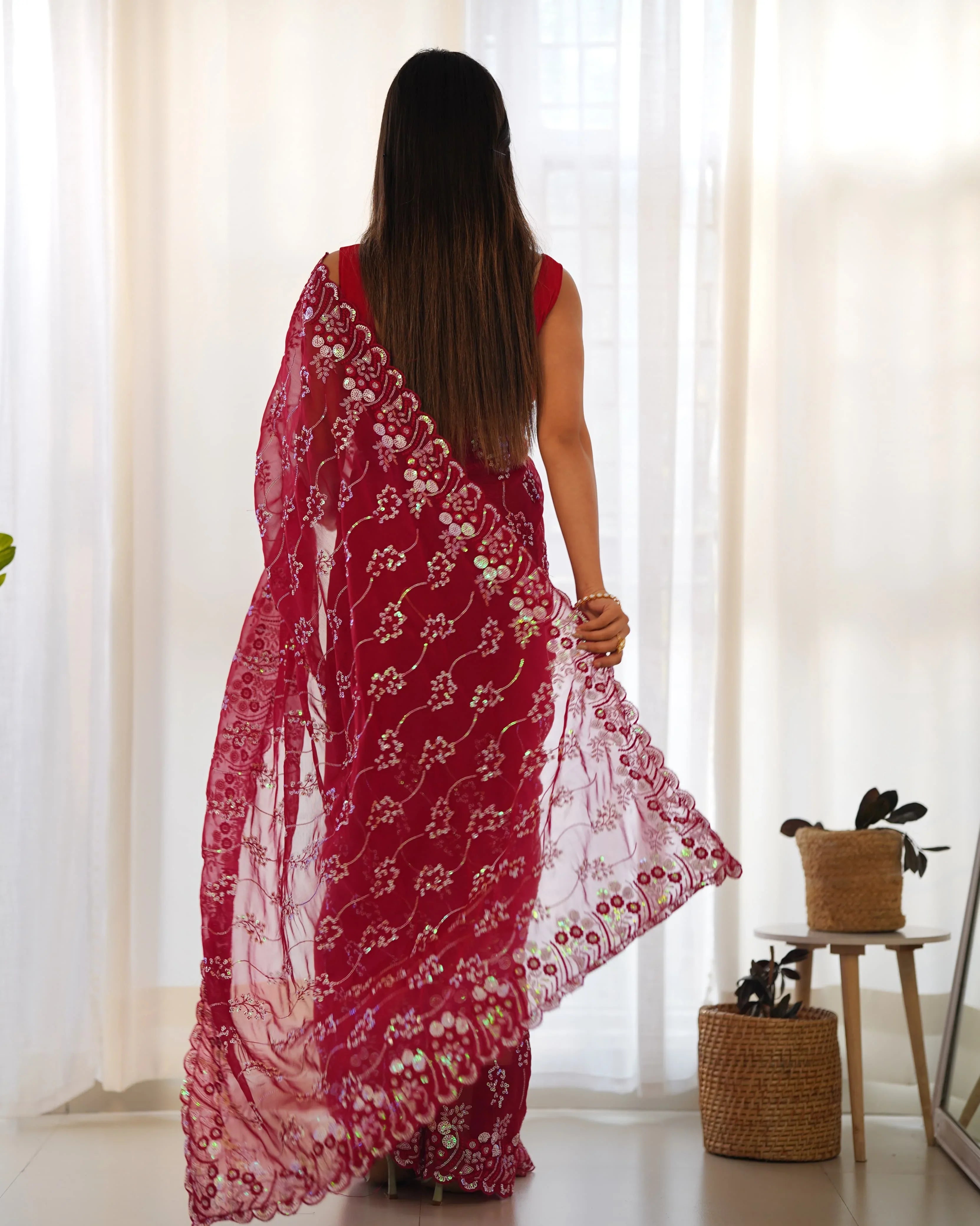 Beautiful Designer Simmar Bluminge Milky Tree Saree