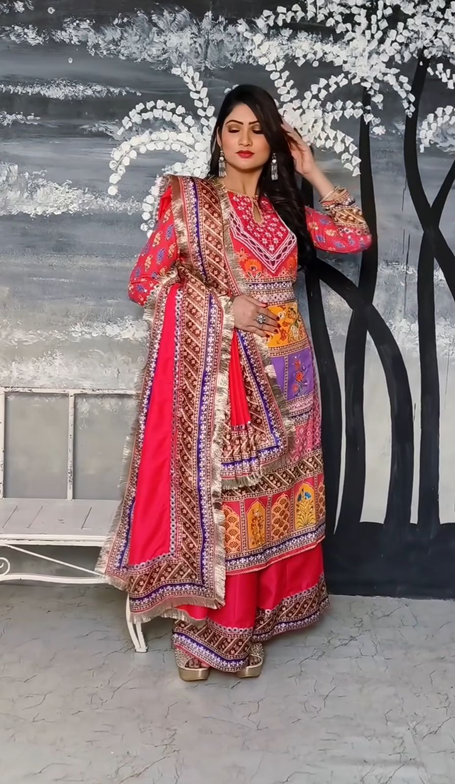 Beautiful Designer Most Viral Pakistani Salwar Suit With Dupatta