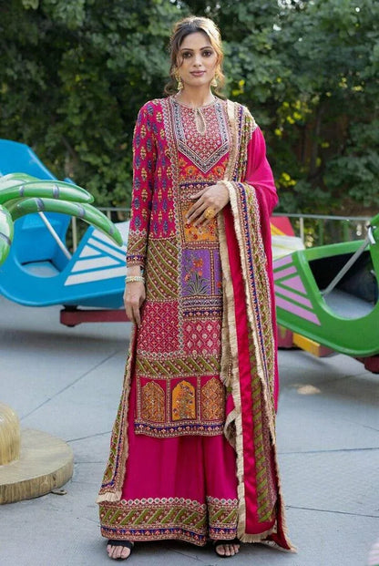 Beautiful Designer Most Viral Pakistani Salwar Suit With Dupatta