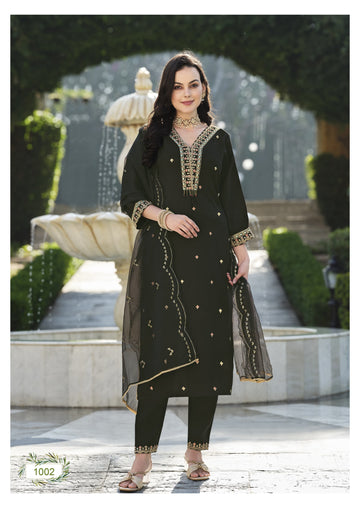 Beautiful Designer Heavy Cotton Kurti Pant With Dupatta Salwar Suit