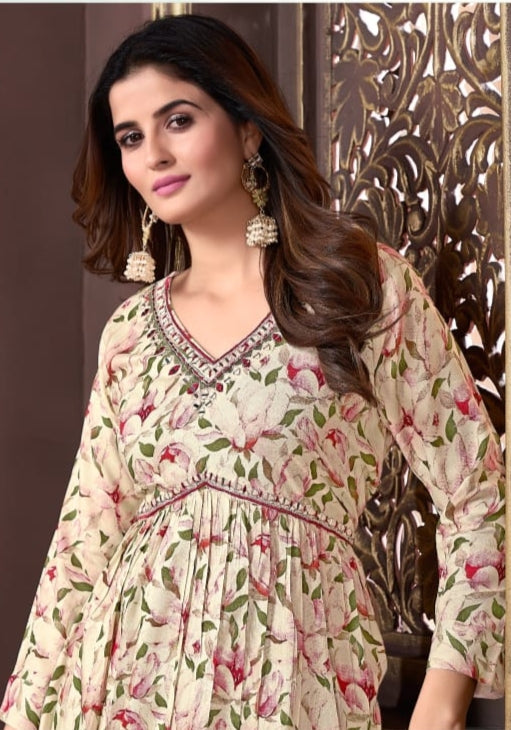 Beautiful Designer Afgani Alia Cut Kurti Pant With Dupatta Salwar Suit