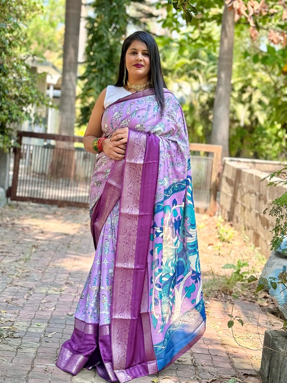 Beautiful Designer Summer Special Soft Digital Print Dola Silk Saree
